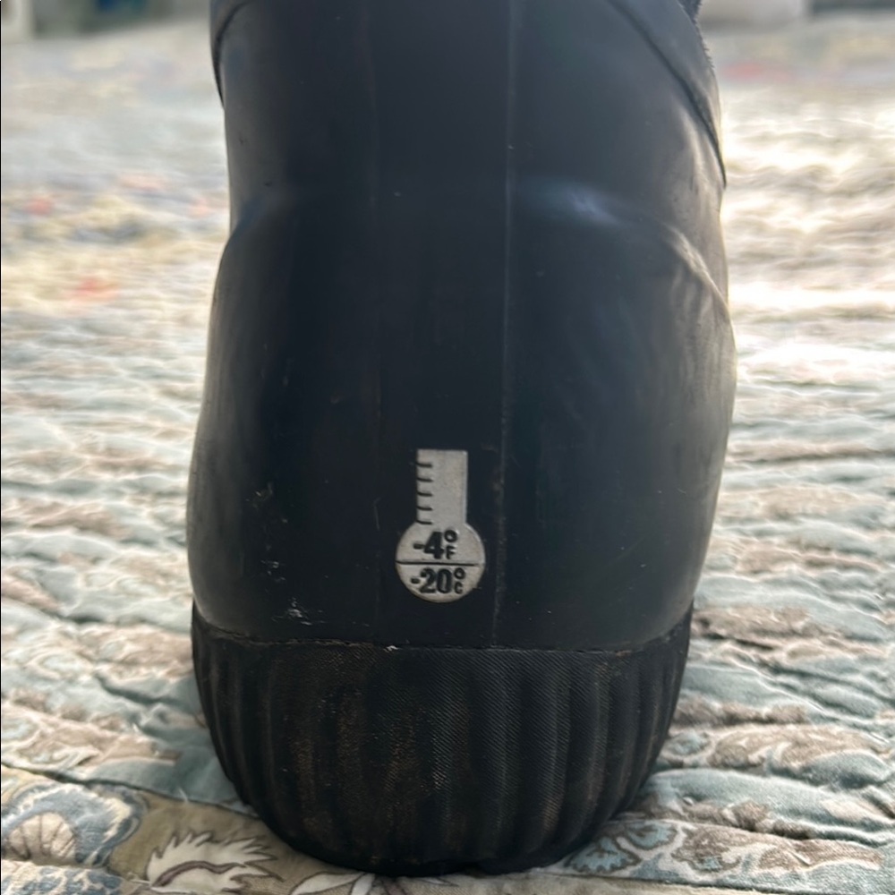Black Winter Boots - Picture 12 of 12